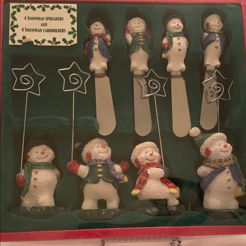 Charming Snowman Spreader (4) and (4) Name Cardholder Set - Multicolor